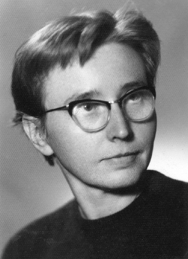  Zofia Szmydt, especialista en ecuaciones diferenciales