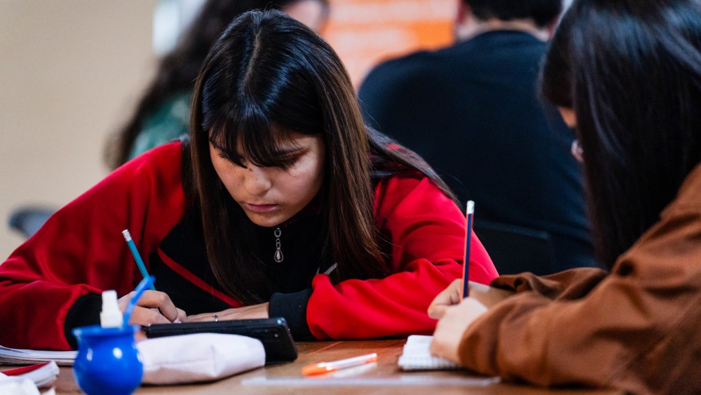 La UNaB lleva nuevos cursos gratuitos a las localidades de Almirante Brown