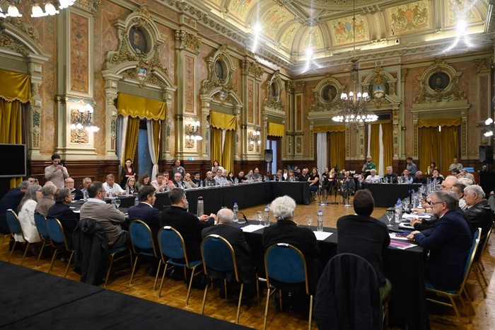 Kicillof cuestion&oacute; la pol&iacute;tica nuclear del Gobierno y advirti&oacute; por la privatizaci&oacute;n del sector