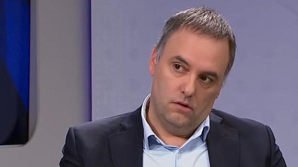 El curioso arte de explicar millones: el descargo de Adorni que deja m&aacute;s preguntas que respuestas