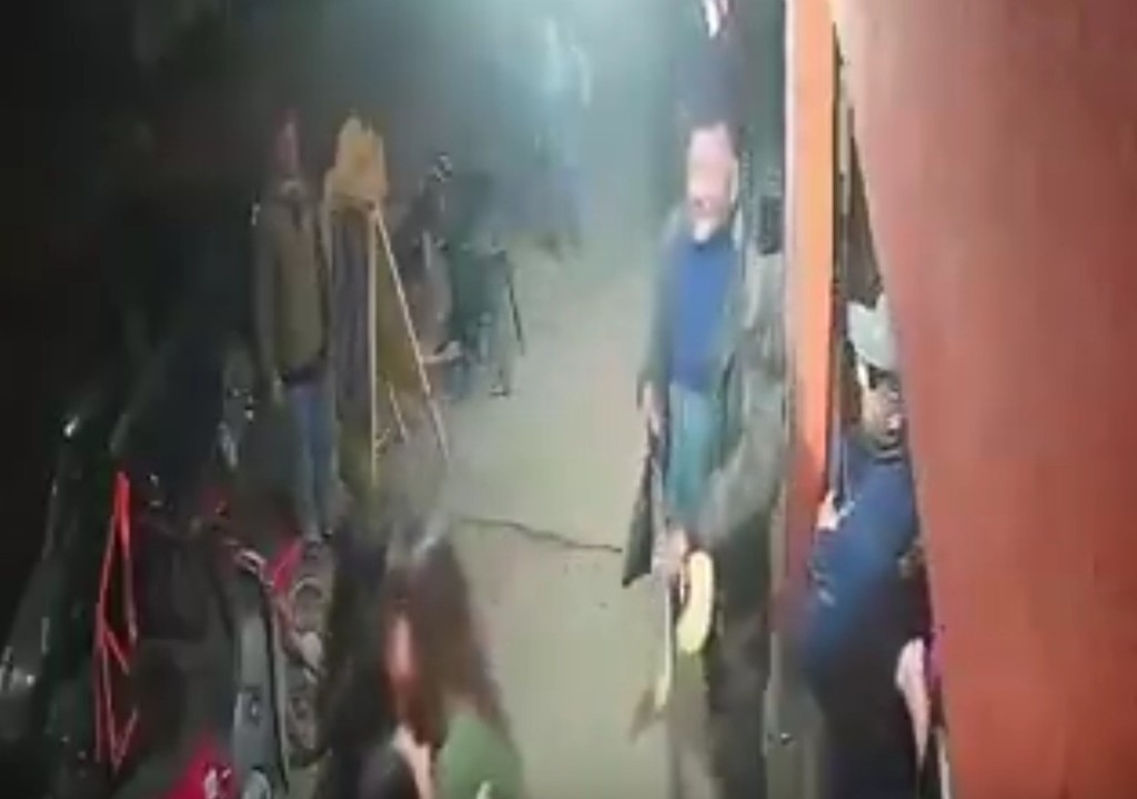 Rafael Castillo: atac&oacute; con un machete a un grupo de mujeres y qued&oacute; grabado
