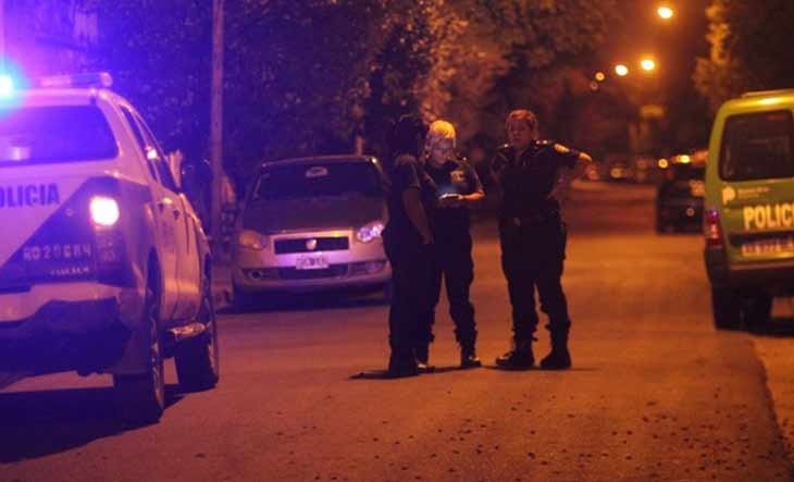 Mor&oacute;n: balearon a un polic&iacute;a bonaerense durante un intento de robo