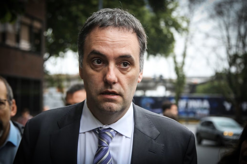 Adorni, contra las cuerdas: la Justicia abrir&aacute; sus billeteras de Bitcoin