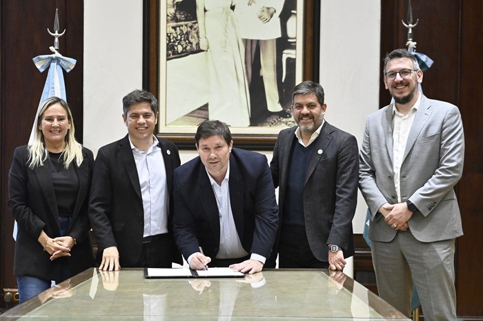 Kicillof y Cuattromo acordaron financiamiento para municipios bonaerenses