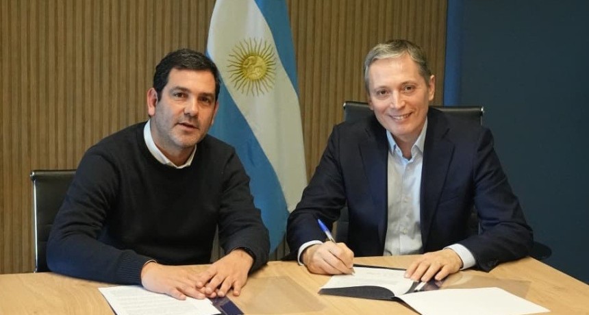 Acuerdo entre municipios: Gray y el intendente de Dolores firmaron un convenio con un beneficio para los vecinos