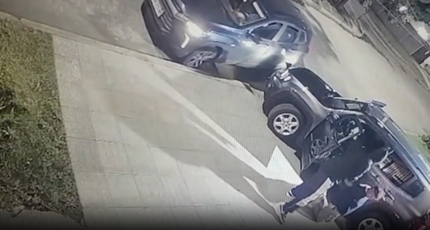 El Palomar: lo rodearon al salir de su casa, lo hicieron arrodillar y le robaron la camioneta