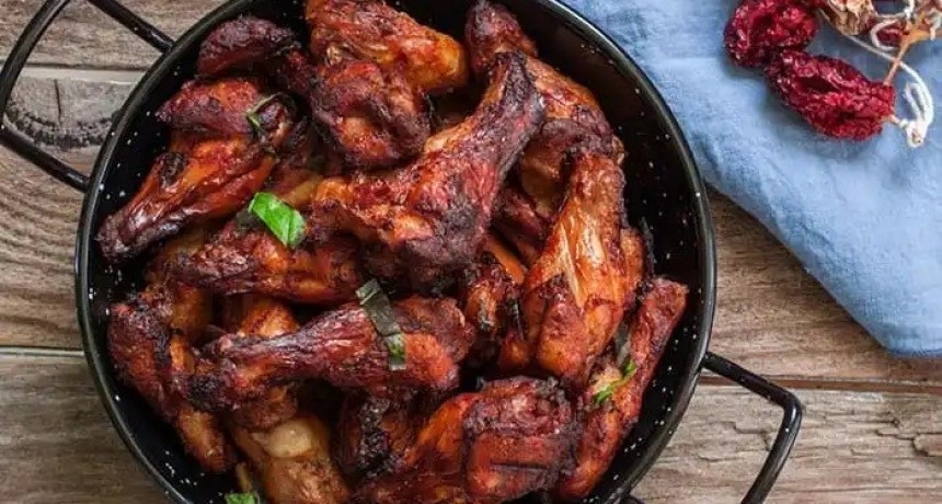 Pollo Tandoori: el cl&aacute;sico de la India que conquista con su color y sabor