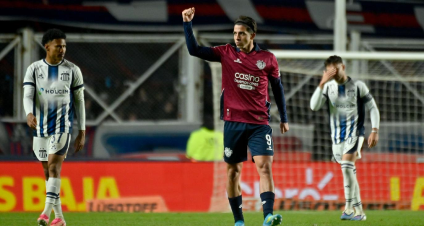 San Lorenzo volvi&oacute; al triunfo y tuvo un auspicioso debut de Far&iacute;as