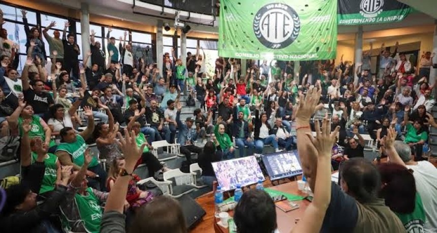 ATE levant&oacute; el paro en el PAMI tras conseguir un aumento y un bono de $180.000