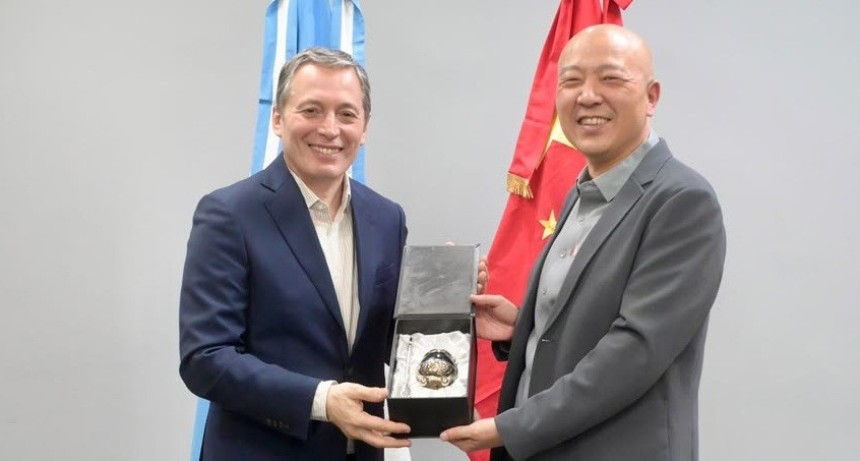 Esteban Echeverr&iacute;a busca atraer inversiones chinas y Gray recibi&oacute; a empresarios interesados en el distrito
