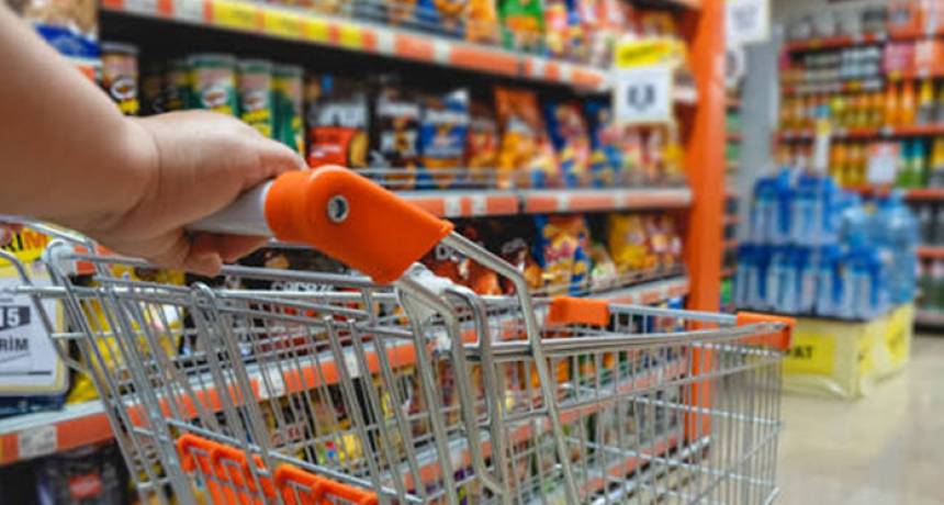 El consumo masivo volvi&oacute; a caer en agosto y ya acumula ocho meses de retroceso