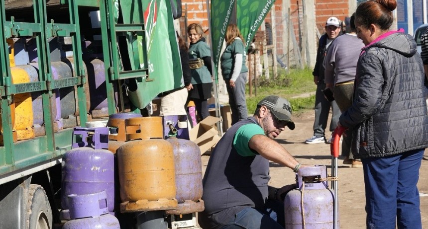 Garrafas a $22.000: d&oacute;nde y cu&aacute;ndo ser&aacute; el nuevo operativo en 9 de Abril