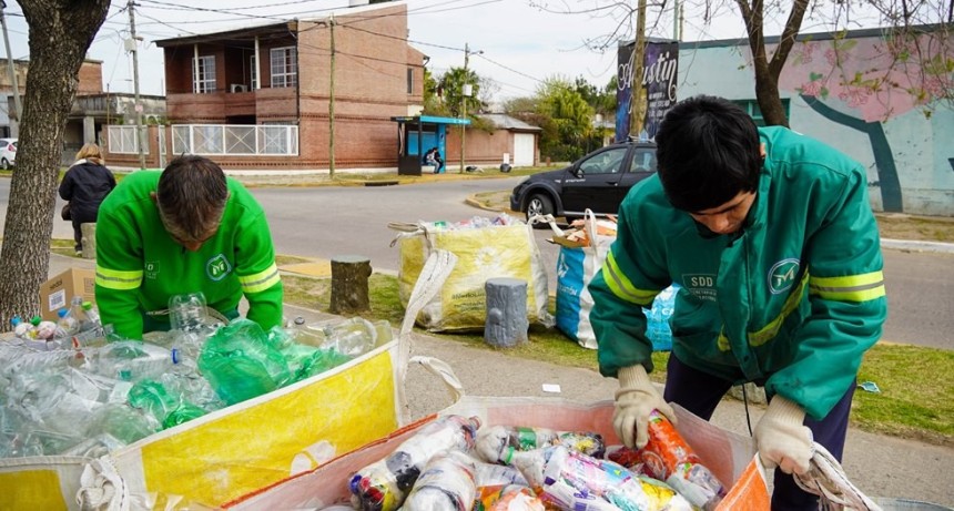 &ldquo;Tu Barrio Recicla&rdquo; lleg&oacute; a Merlo Norte con una jornada de reciclaje