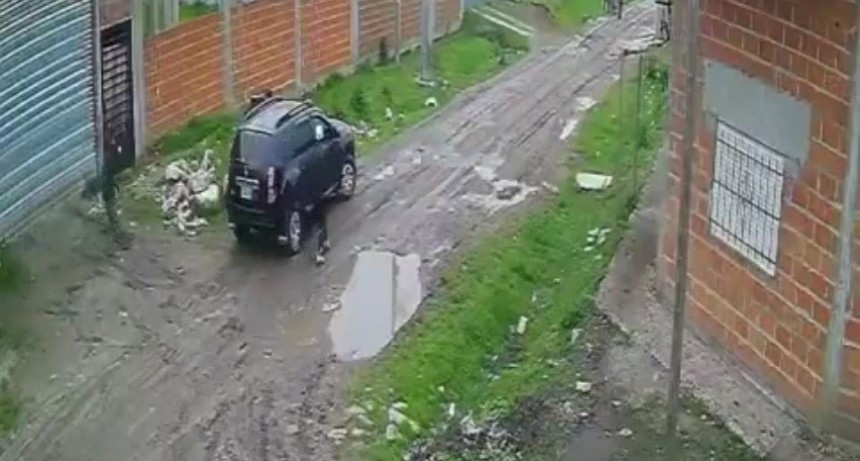 Gonz&aacute;lez Cat&aacute;n: asesinaron a un vecino durante el robo de su auto
