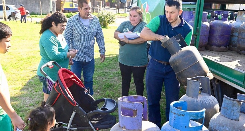 Monte Grande Sur: operativo de recarga de garrafas a $22.000