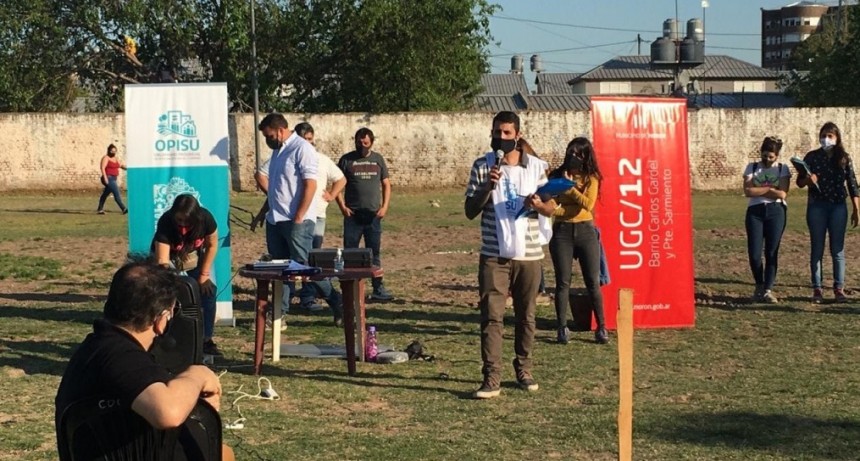 El Municipio de Morón en conjunto con OPISU realizó una reunión informativa en el barrio Carlos Gardel