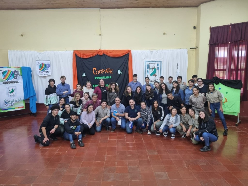 Educación Cooperativa en Chaco y Misiones