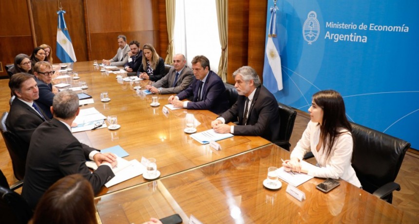 Belgrano Sur: Se firmó el préstamo del Banco Mundial para modernizar la línea ferroviaria