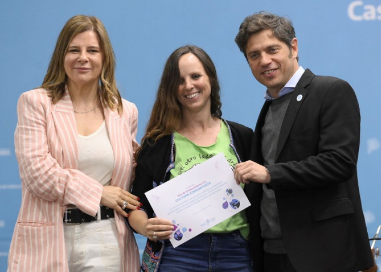  Kicillof entregó financiamiento para más de 200 proyectos de cultura comunitaria en Buenos Aires