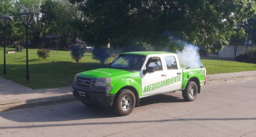  Esteban Echeverría continúa con operativos de fumigación en diversos barrios