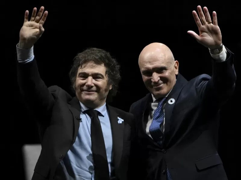 El escándalo narco que hizo caer a Espert: Milei lo bajó y pone a Santilli como candidato en su lugar