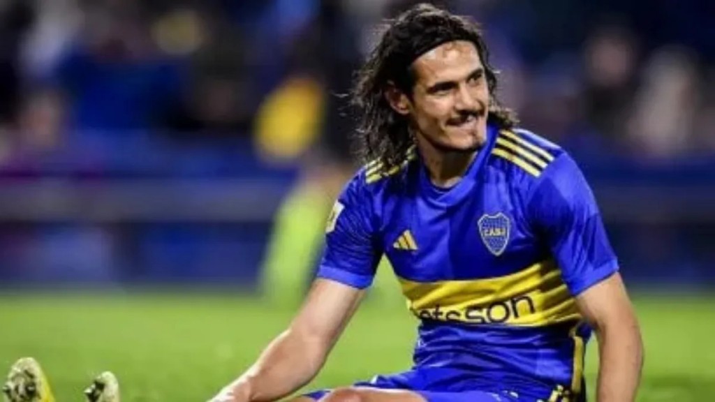 Cavani volvió a sentir una molestia y se perdería el partido de Boca ante Barracas