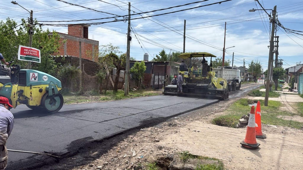 Avanzan las obras de pavimentación en 9 de Abril