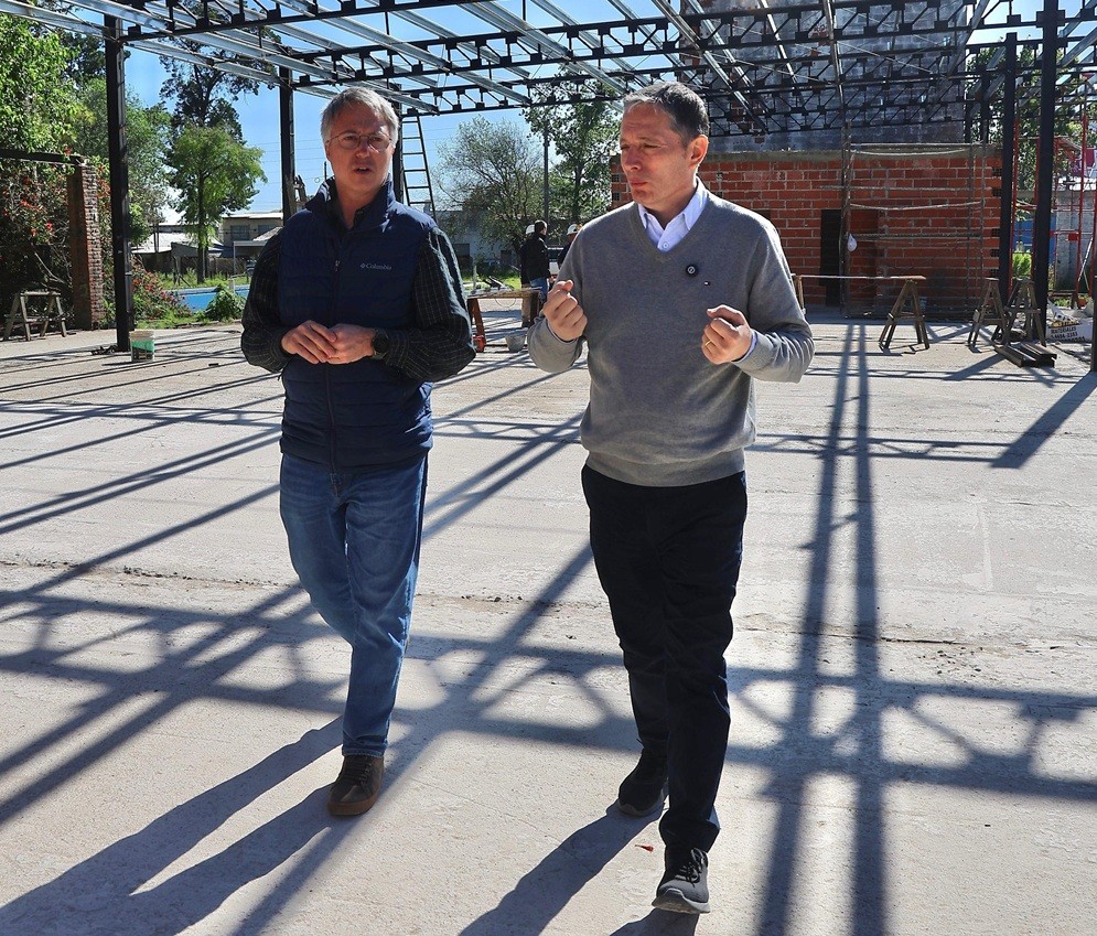 Fernando Gray supervisó el avance de las obras en el Polo Educativo de Monte Grande