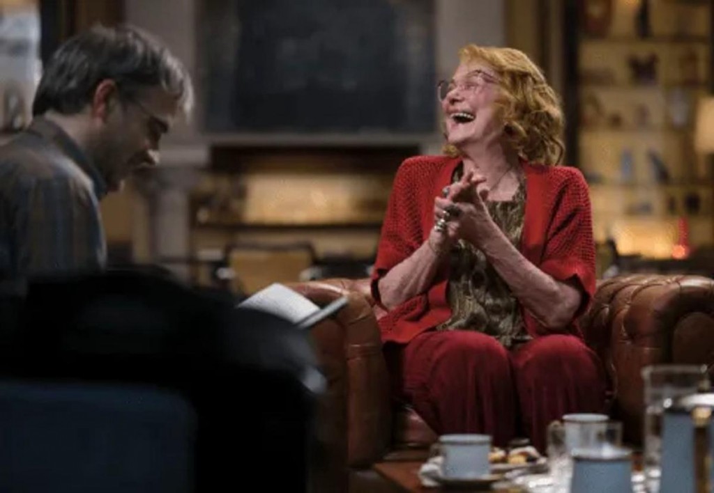 “27 noches”: la vejez libre que incomoda a las reglas familiares