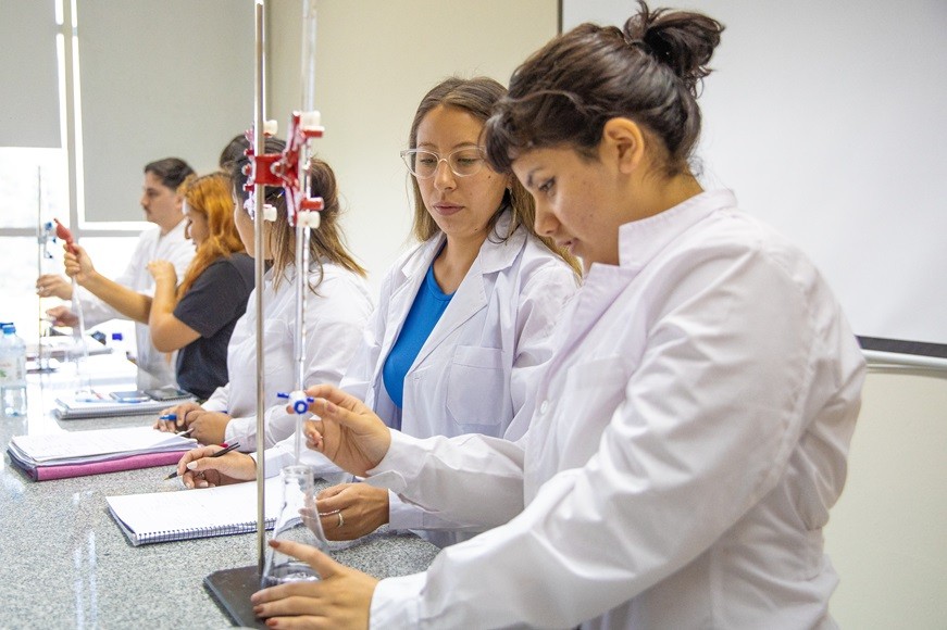 Inscripciones abiertas para estudiar Biotecnología en el CUDI de La Matanza