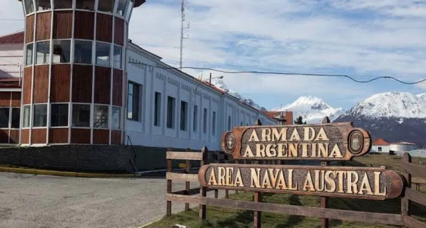 Cipayo por decreto: Milei autorizó tropas de EEUU en Ushuaia sin aval del Congreso