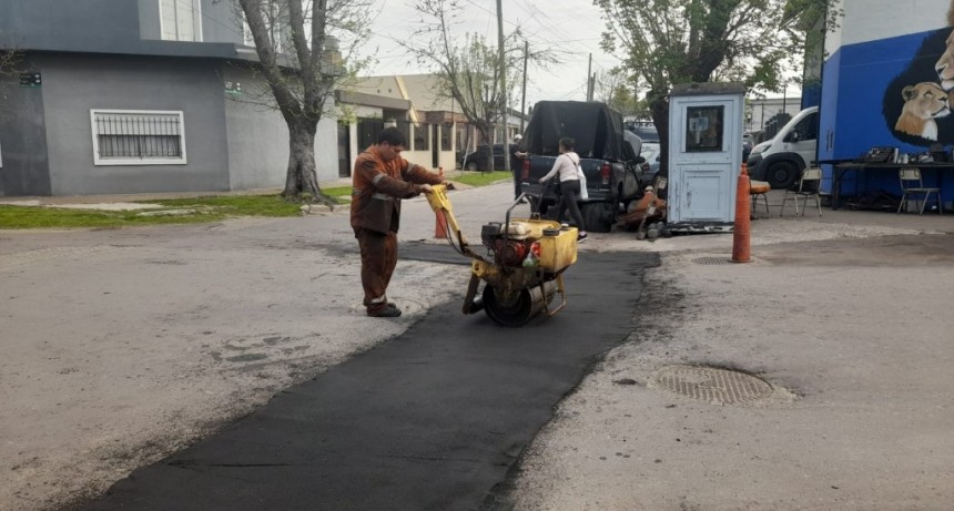 Avanzan las obras de bacheo en Monte Grande: el municipio refuerza el plan de mantenimiento vial