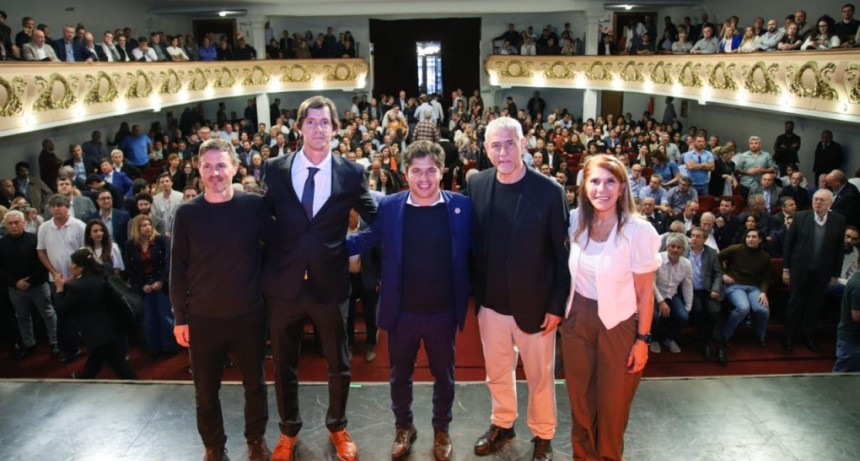 Kicillof y Ferraresi encabezaron actos en Avellaneda con críticas a las políticas económicas de Milei