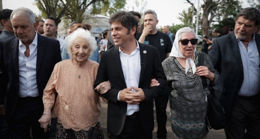 Kicillof cerró la 5° edición de Futuro Memoria junto a más de 15 mil jóvenes bonaerenses