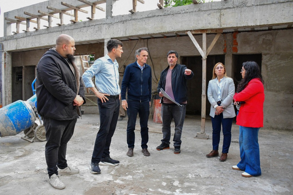 Mor&oacute;n: Ghi y Katopodis supervisaron cuatro obras clave de infraestructura