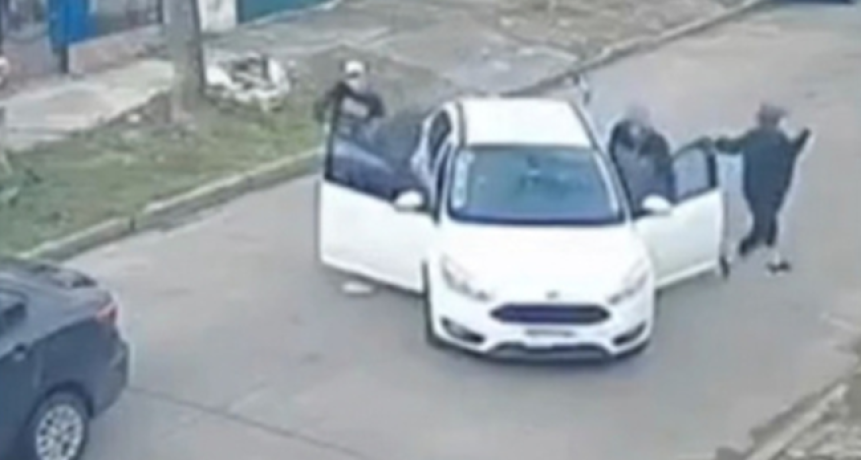 Rafael Castillo: les cruzaron un auto y las asaltaron a punta de pistola