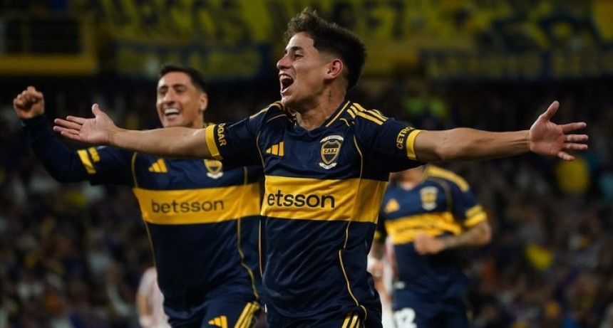 Boca reaccion&oacute; a tiempo, venci&oacute; a Talleres y qued&oacute; como &uacute;nico l&iacute;der de la Tabla Anual