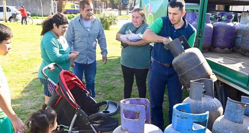 Luis Guill&oacute;n: ofrecen recargas de garrafas a $23.500 en un nuevo operativo municipal
