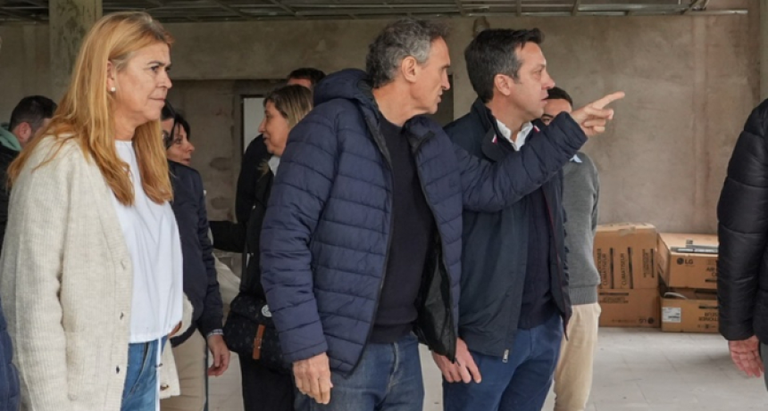 Katopodis recorri&oacute; las obras de la Casa de la Provincia en Necochea y destac&oacute; el avance de la infraestructura bonaerense