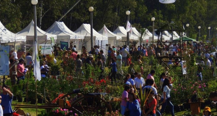 Caz&oacute;n renueva la invitaci&oacute;n: la fiesta de sus 130 a&ntilde;os ya tiene nueva fecha