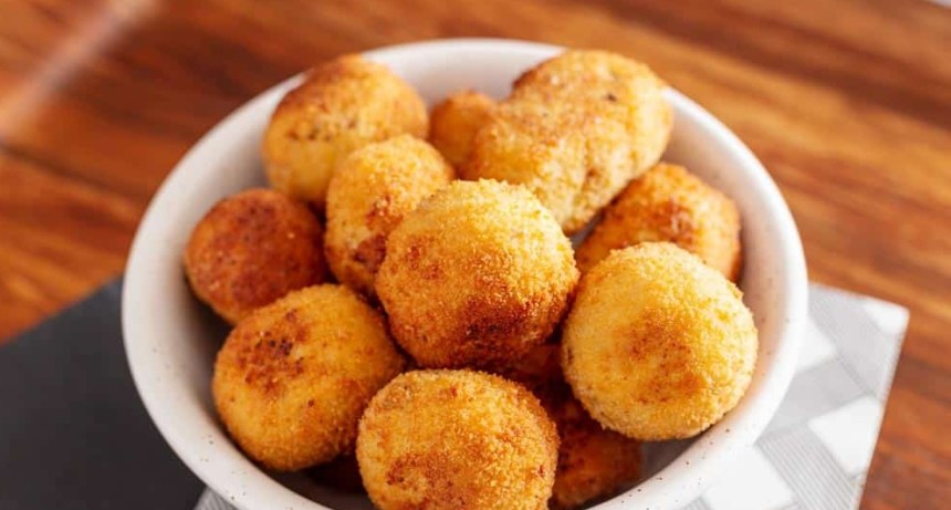Croquetas de papa: la receta f&aacute;cil y crocante que convierte un ingrediente cl&aacute;sico en un bocado irresistible