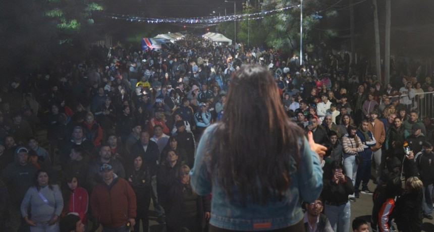 Quilmes: Eva Mieri anunci&oacute; que la meta es alcanzar las 130 cuadras de pavimento para 2027