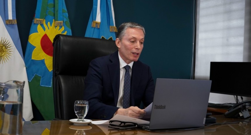 Fernando Gray cuestion&oacute; la privatizaci&oacute;n de AySA y advirti&oacute; por las obras de agua y cloacas
