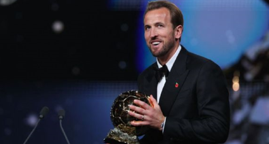 Sorpresa en el f&uacute;tbol mundial: Harry Kane gan&oacute; el Bal&oacute;n de Oro y Messi qued&oacute; quinto
