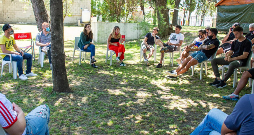 Ines Arrondo se reunió con el plantel de Huracán