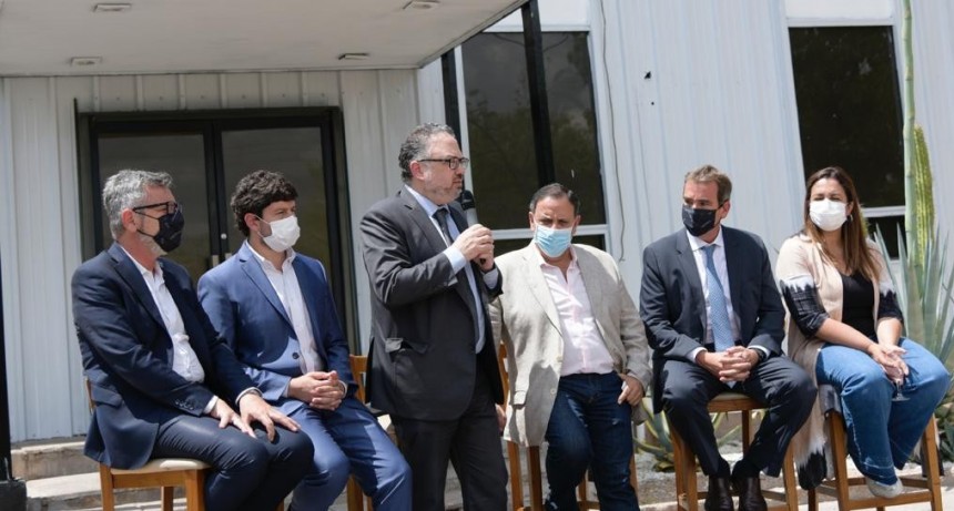 Matías Kulfas inauguró una fábrica de camiones utilitarios en La Rioja y Puma anunció inversiones por $420M