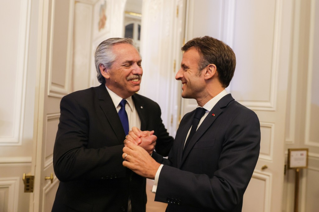 Alberto Fernández: “Con Macron compartimos un ideario común sobre la necesidad de un mundo en paz, en democracia y en desarrollo”