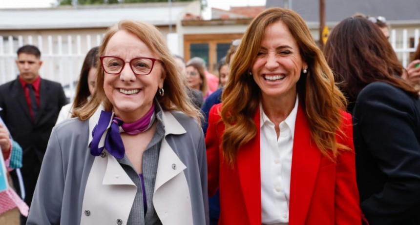 Tolosa Paz y Alicia Kirchner inauguraron dos Espacios de Primera Infancia y entregaron herramientas a cooperativas de Santa Cruz