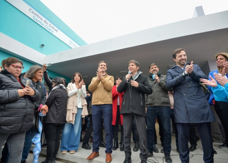 Axel Kicillof inauguró un Centro de Atención Primaria de la Salud en Domselaar