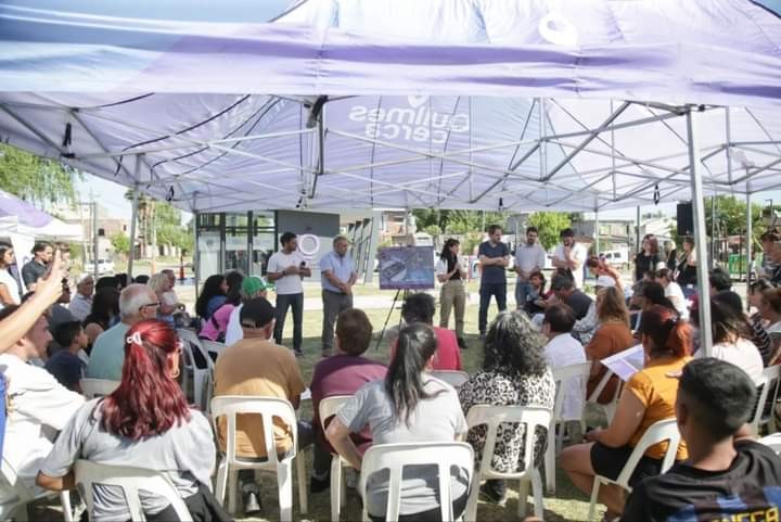  Quilmes: avanza la construcción de un nuevo polideportivo y pavimentación en el barrio Kolynos